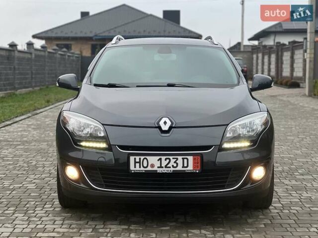 Серый Рено Меган, объемом двигателя 1.46 л и пробегом 230 тыс. км за 7470 $, фото 97 на Automoto.ua