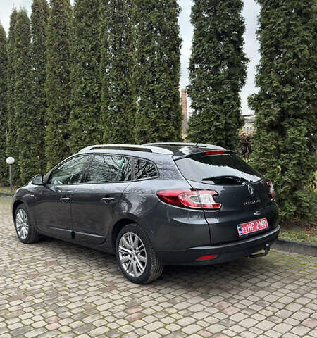 Серый Рено Меган, объемом двигателя 1.5 л и пробегом 222 тыс. км за 9999 $, фото 7 на Automoto.ua