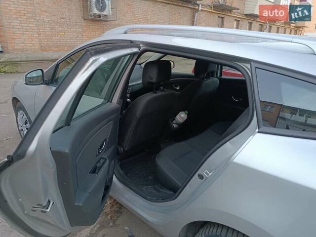 Сірий Рено Меган, об'ємом двигуна 1.46 л та пробігом 282 тис. км за 7150 $, фото 16 на Automoto.ua