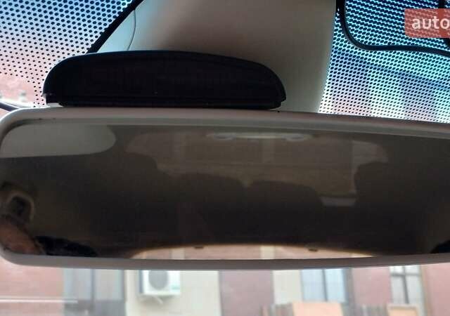 Серый Рено Меган, объемом двигателя 1.5 л и пробегом 250 тыс. км за 8100 $, фото 15 на Automoto.ua