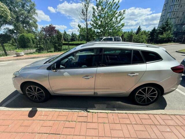 Сірий Рено Меган, об'ємом двигуна 1.5 л та пробігом 241 тис. км за 8400 $, фото 1 на Automoto.ua