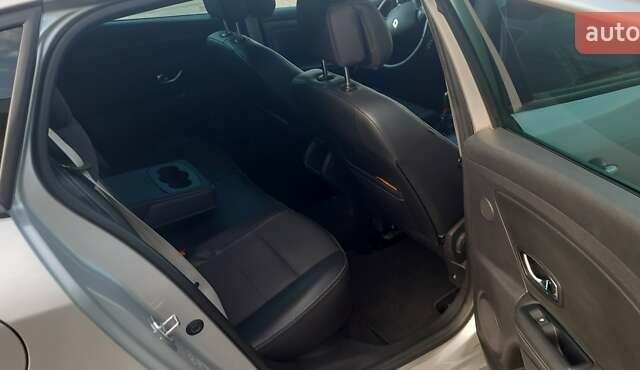 Серый Рено Меган, объемом двигателя 1.5 л и пробегом 255 тыс. км за 5500 $, фото 6 на Automoto.ua