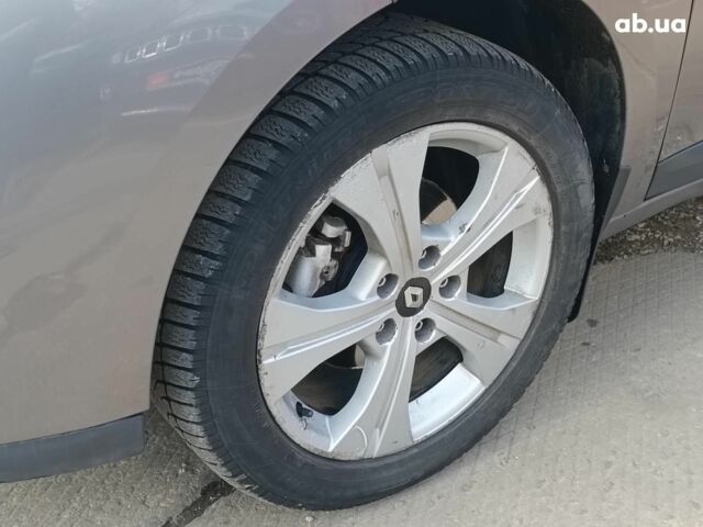 Серый Рено Меган, объемом двигателя 1.5 л и пробегом 270 тыс. км за 7490 $, фото 2 на Automoto.ua