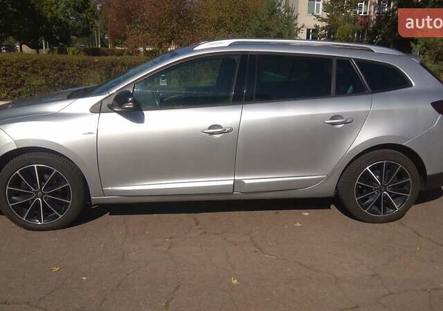 Сірий Рено Меган, об'ємом двигуна 0 л та пробігом 230 тис. км за 8700 $, фото 2 на Automoto.ua