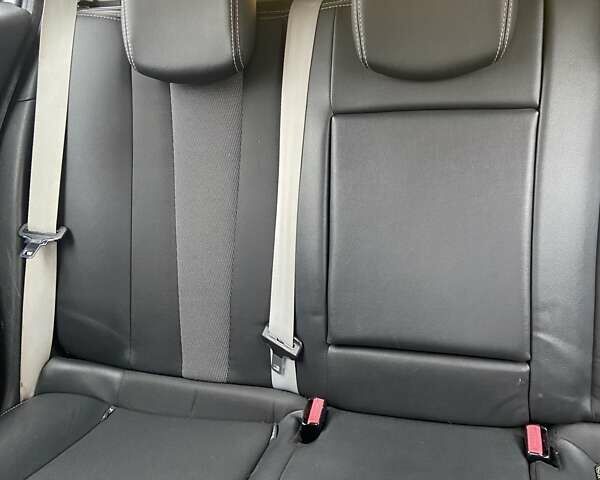 Серый Рено Меган, объемом двигателя 1.46 л и пробегом 270 тыс. км за 7400 $, фото 9 на Automoto.ua