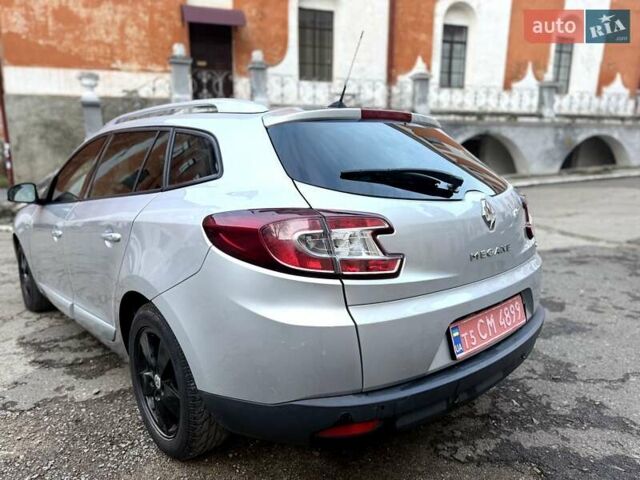Сірий Рено Меган, об'ємом двигуна 1.6 л та пробігом 230 тис. км за 7700 $, фото 76 на Automoto.ua