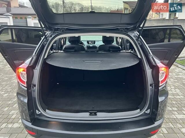 Серый Рено Меган, объемом двигателя 1.46 л и пробегом 230 тыс. км за 7470 $, фото 83 на Automoto.ua