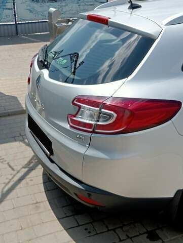 Сірий Рено Меган, об'ємом двигуна 1.46 л та пробігом 365 тис. км за 8300 $, фото 6 на Automoto.ua