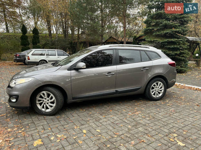 Рено Меган 2013 в Самборе на Automoto.ua Серый Рено Меган, объемом двигателя 1.46 л и пробегом 273 тыс. км за 7450 $, фото 6 на Automoto.ua