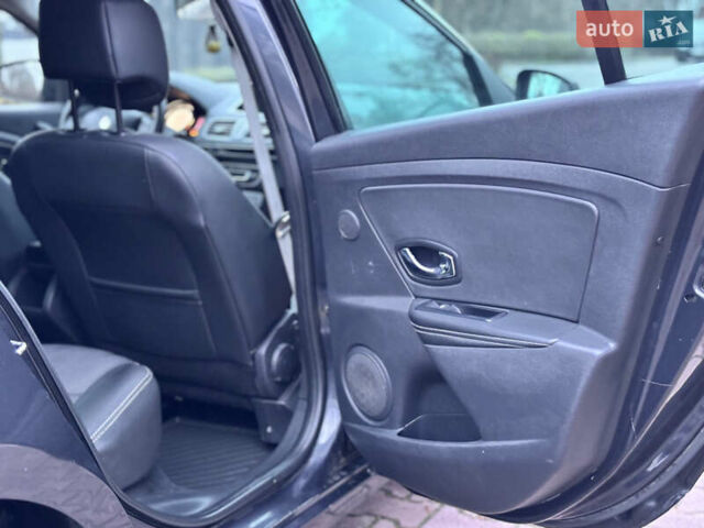 Серый Рено Меган, объемом двигателя 1.5 л и пробегом 264 тыс. км за 7600 $, фото 25 на Automoto.ua