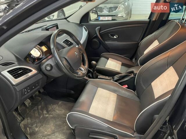 Сірий Рено Меган, об'ємом двигуна 1.5 л та пробігом 226 тис. км за 8550 $, фото 38 на Automoto.ua