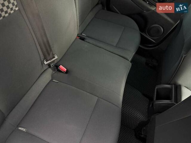 Серый Рено Меган, объемом двигателя 1.46 л и пробегом 253 тыс. км за 6700 $, фото 17 на Automoto.ua