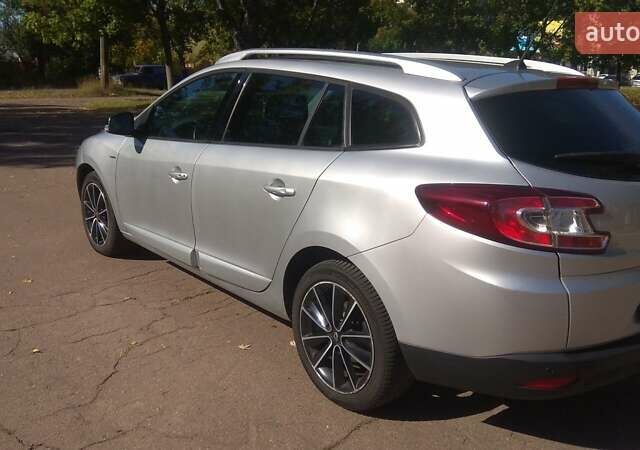 Сірий Рено Меган, об'ємом двигуна 0 л та пробігом 230 тис. км за 8700 $, фото 1 на Automoto.ua