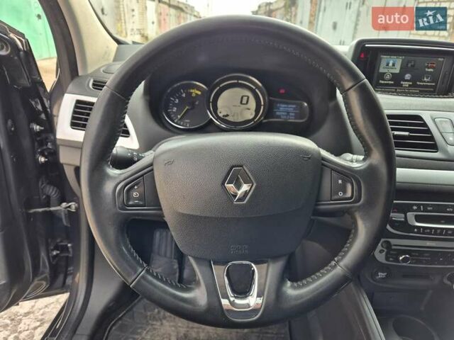 Серый Рено Меган, объемом двигателя 1.5 л и пробегом 302 тыс. км за 7150 $, фото 15 на Automoto.ua
