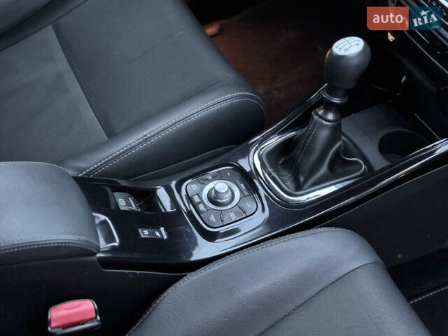 Серый Рено Меган, объемом двигателя 1.5 л и пробегом 264 тыс. км за 7600 $, фото 22 на Automoto.ua