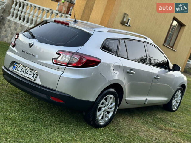 Серый Рено Меган, объемом двигателя 1.46 л и пробегом 228 тыс. км за 9200 $, фото 44 на Automoto.ua
