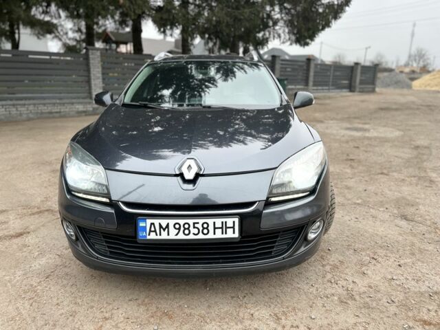 Сірий Рено Меган, об'ємом двигуна 1.5 л та пробігом 320 тис. км за 8300 $, фото 2 на Automoto.ua