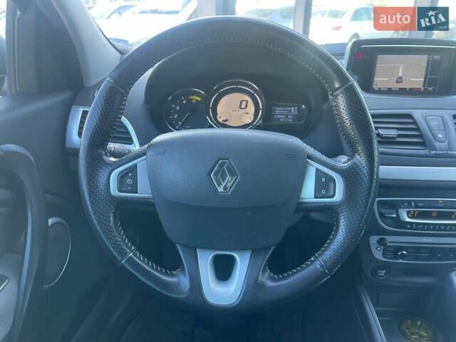 Серый Рено Меган, объемом двигателя 1.46 л и пробегом 225 тыс. км за 8990 $, фото 14 на Automoto.ua