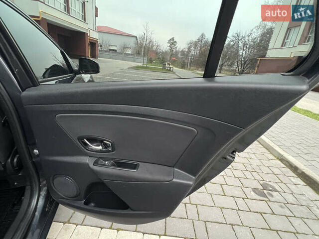 Серый Рено Меган, объемом двигателя 1.5 л и пробегом 203 тыс. км за 7700 $, фото 45 на Automoto.ua