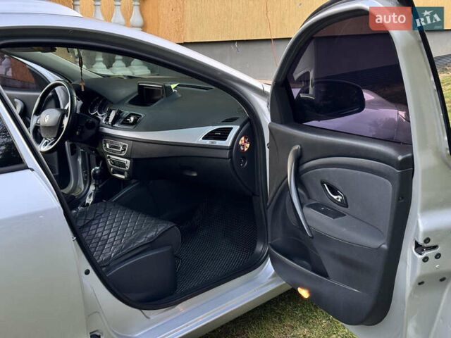 Серый Рено Меган, объемом двигателя 1.46 л и пробегом 228 тыс. км за 9200 $, фото 36 на Automoto.ua