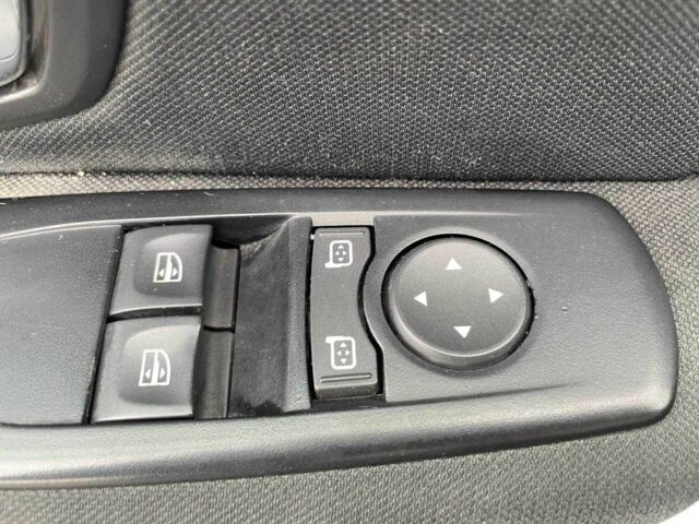 Сірий Рено Меган, об'ємом двигуна 1.5 л та пробігом 310 тис. км за 7990 $, фото 15 на Automoto.ua