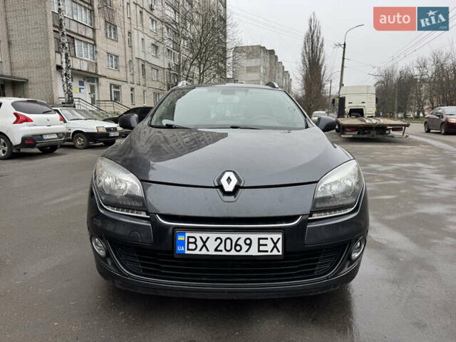 Серый Рено Меган, объемом двигателя 1.46 л и пробегом 250 тыс. км за 7300 $, фото 2 на Automoto.ua