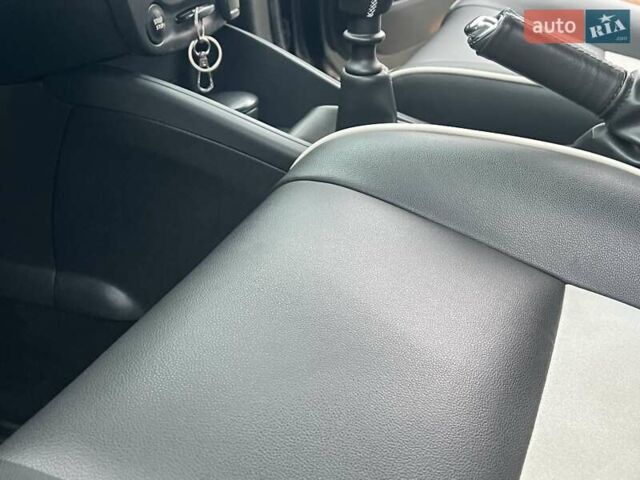 Серый Рено Меган, объемом двигателя 1.46 л и пробегом 230 тыс. км за 7470 $, фото 48 на Automoto.ua