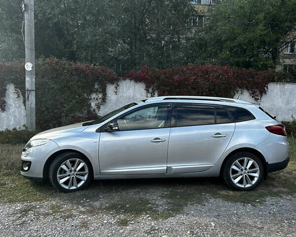 Сірий Рено Меган, об'ємом двигуна 1.5 л та пробігом 246 тис. км за 8800 $, фото 6 на Automoto.ua