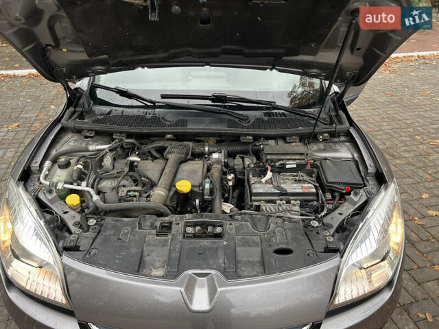 Сірий Рено Меган, об'ємом двигуна 1.46 л та пробігом 273 тис. км за 7450 $, фото 24 на Automoto.ua