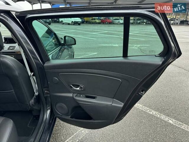 Серый Рено Меган, объемом двигателя 1.5 л и пробегом 210 тыс. км за 9850 $, фото 24 на Automoto.ua