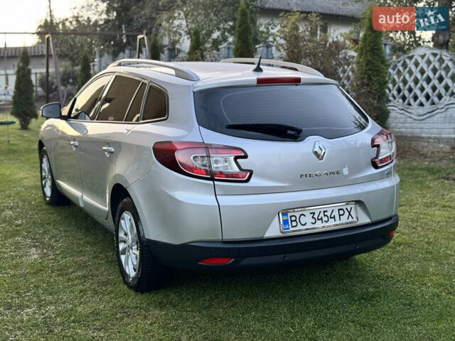Серый Рено Меган, объемом двигателя 1.46 л и пробегом 228 тыс. км за 9200 $, фото 13 на Automoto.ua