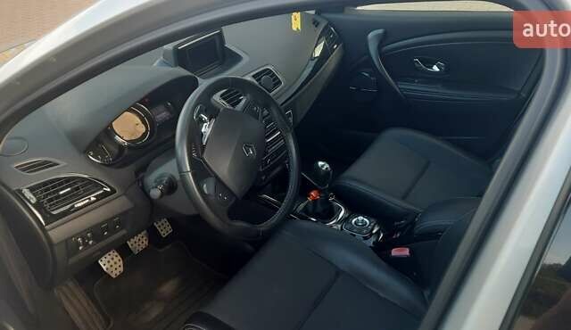 Серый Рено Меган, объемом двигателя 1.5 л и пробегом 255 тыс. км за 5500 $, фото 8 на Automoto.ua