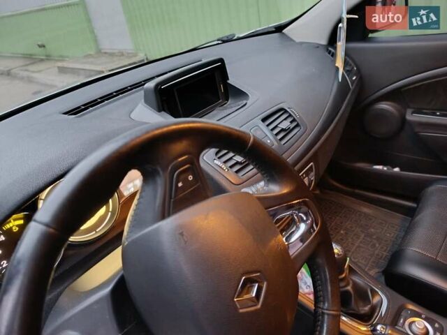 Серый Рено Меган, объемом двигателя 1.5 л и пробегом 270 тыс. км за 9150 $, фото 8 на Automoto.ua