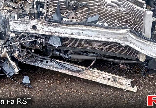 Серый Рено Меган, объемом двигателя 1.5 л и пробегом 257 тыс. км за 1700 $, фото 3 на Automoto.ua