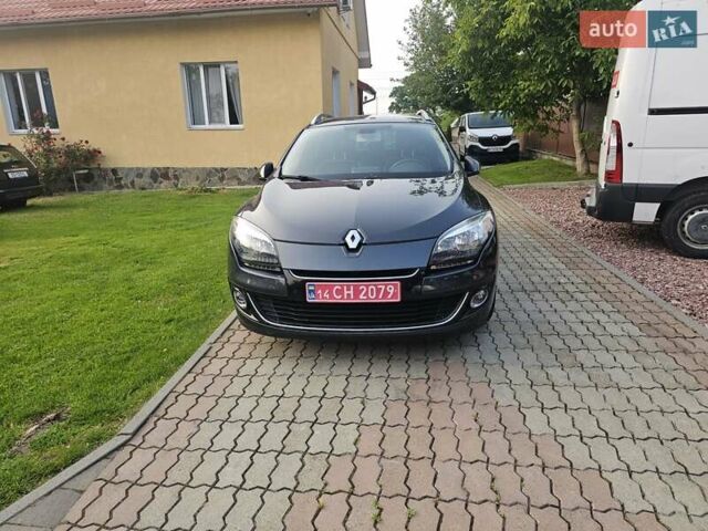 Серый Рено Меган, объемом двигателя 1.5 л и пробегом 221 тыс. км за 8850 $, фото 1 на Automoto.ua