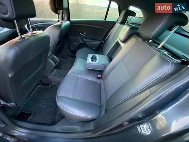 Серый Рено Меган, объемом двигателя 1.46 л и пробегом 256 тыс. км за 7700 $, фото 49 на Automoto.ua