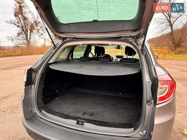 Сірий Рено Меган, об'ємом двигуна 1.46 л та пробігом 279 тис. км за 7450 $, фото 7 на Automoto.ua