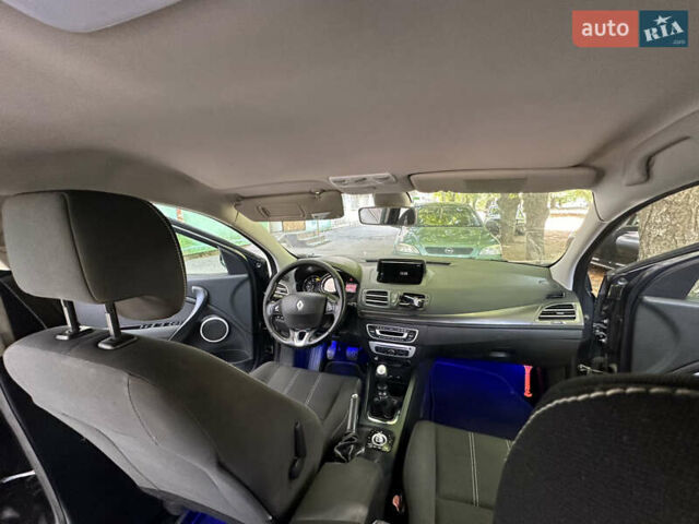 Сірий Рено Меган, об'ємом двигуна 1.5 л та пробігом 322 тис. км за 8200 $, фото 39 на Automoto.ua