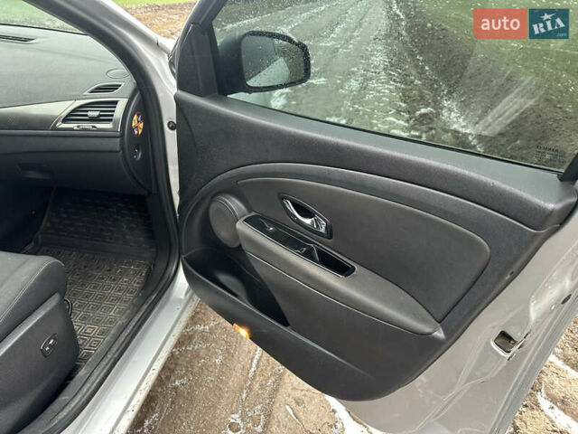 Серый Рено Меган, объемом двигателя 1.46 л и пробегом 236 тыс. км за 6650 $, фото 8 на Automoto.ua