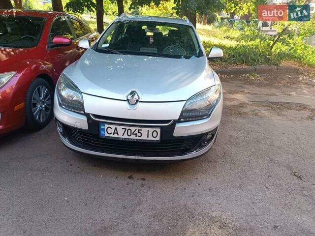 Серый Рено Меган, объемом двигателя 1.46 л и пробегом 280 тыс. км за 7500 $, фото 4 на Automoto.ua
