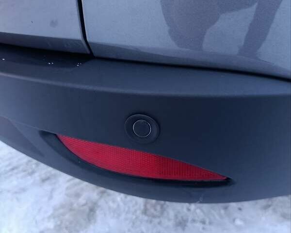 Серый Рено Меган, объемом двигателя 1.5 л и пробегом 207 тыс. км за 8800 $, фото 7 на Automoto.ua