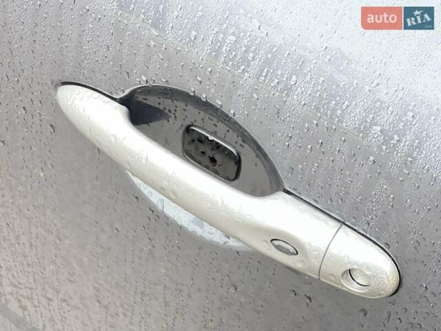 Сірий Рено Меган, об'ємом двигуна 1.46 л та пробігом 231 тис. км за 8500 $, фото 5 на Automoto.ua