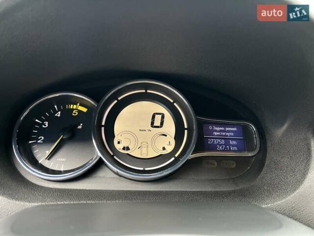 Серый Рено Меган, объемом двигателя 1.5 л и пробегом 270 тыс. км за 7500 $, фото 24 на Automoto.ua