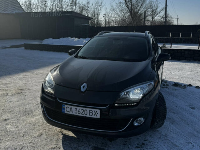 Сірий Рено Меган, об'ємом двигуна 1.46 л та пробігом 246 тис. км за 8300 $, фото 4 на Automoto.ua