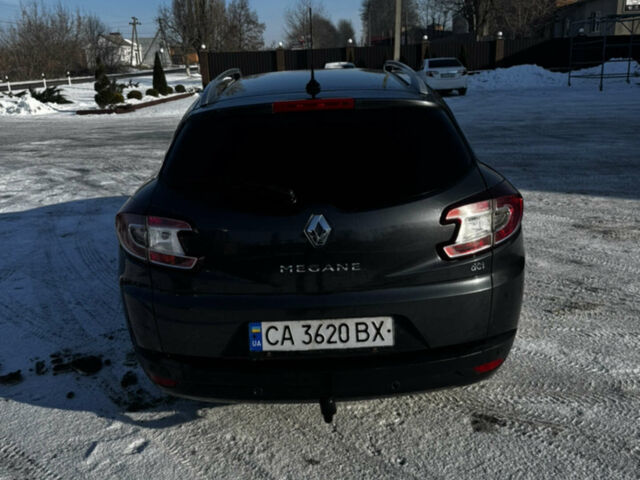Сірий Рено Меган, об'ємом двигуна 1.46 л та пробігом 246 тис. км за 8300 $, фото 2 на Automoto.ua