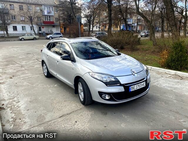 Серый Рено Меган, объемом двигателя 1.6 л и пробегом 232 тыс. км за 7200 $, фото 2 на Automoto.ua
