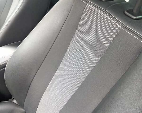 Сірий Рено Меган, об'ємом двигуна 1.46 л та пробігом 230 тис. км за 7900 $, фото 4 на Automoto.ua