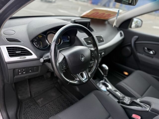 Серый Рено Меган, объемом двигателя 1.5 л и пробегом 193 тыс. км за 7900 $, фото 8 на Automoto.ua