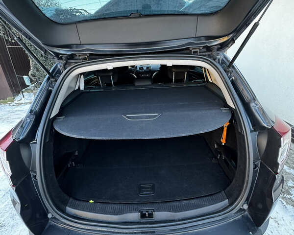 Серый Рено Меган, объемом двигателя 1.46 л и пробегом 246 тыс. км за 8300 $, фото 27 на Automoto.ua