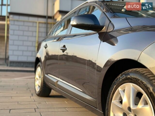 Серый Рено Меган, объемом двигателя 1.46 л и пробегом 244 тыс. км за 6950 $, фото 43 на Automoto.ua